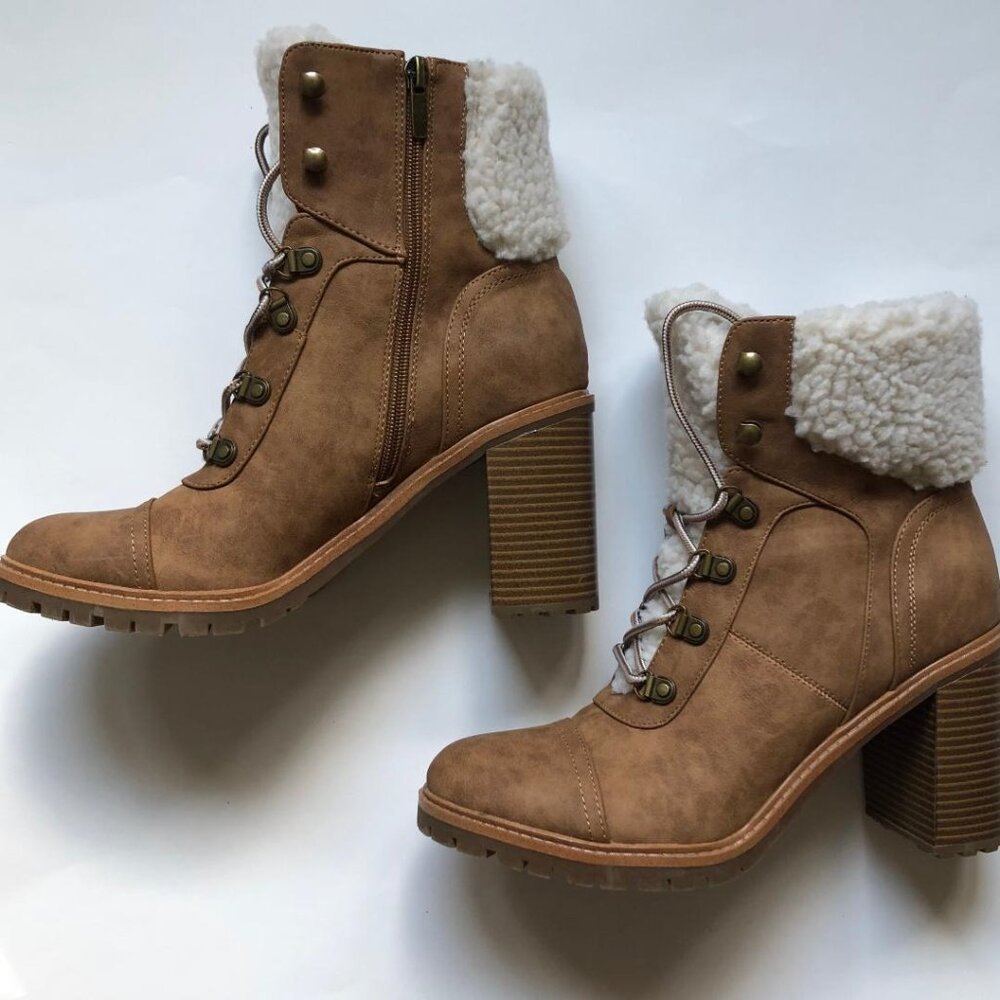 Nine West, Brown Faux Leather, Sherpa Trim, Zipper&Lace-up, Ankle Boot, Sz: 10M - Picture 1 of 11